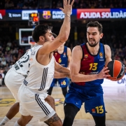 Barça - Real Madrid: Caen homenajeado (90-97)