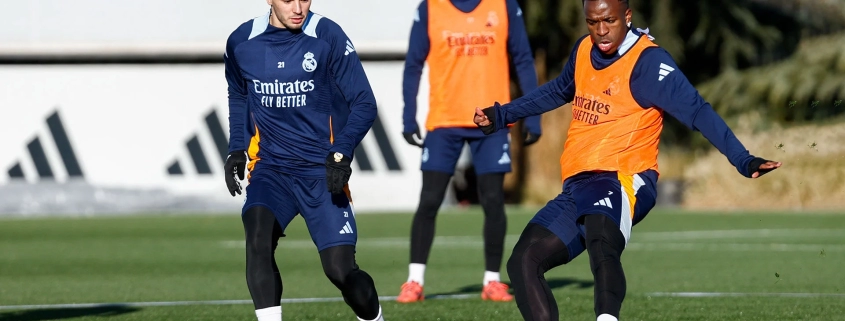 El Real Madrid se entrenó antes de viajar a Doha