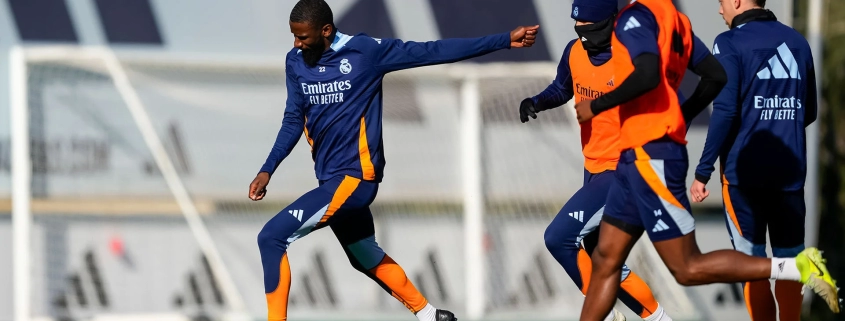 Último entrenamiento antes de recibir al Sevilla