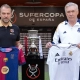 Ancelotti y Flick posan juntos con la Supercopa de España